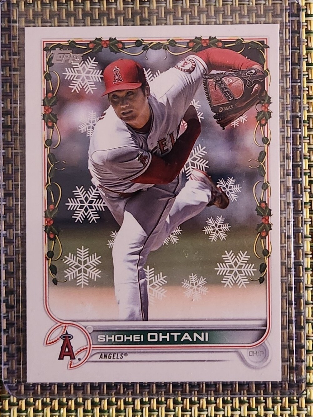 Shohei Ohtani Holiday Baseball Card